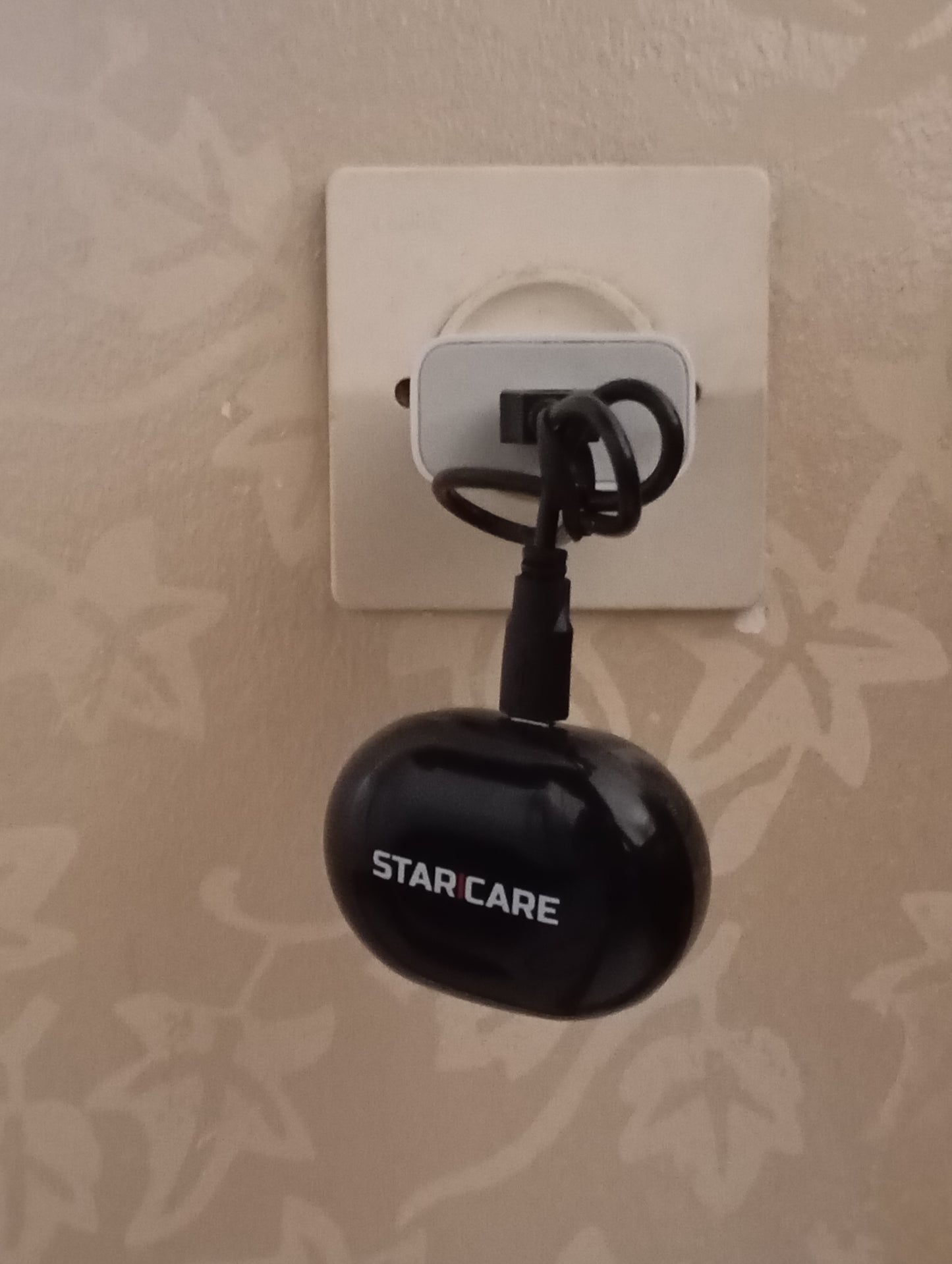 Nouvelle Technologie, Nouveau Amplificateur Auditif Rechargeable STARlCARE _Originale De L'importation 🇪🇸  ,  سماعة ذكيه و متطورة لسمع افضل مع توصيل مجاني الى المنزل السعر مليون و ميتين و خمسينالف..